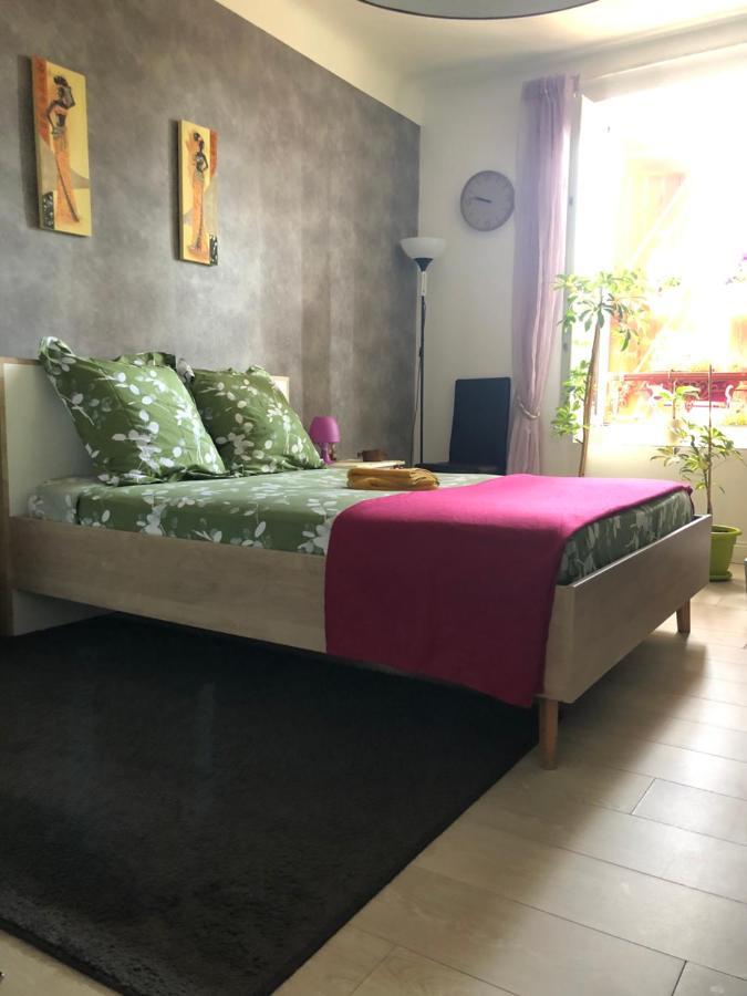Belle Chambre Au Coeur De Bayonne Apartamento Exterior foto